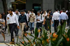 LEBIH RAMAI PEKERJA TUNTUT GAJI: Dengan keadaan ekonomi yang mencabar, bilangan keseluruhan tuntutan pekerjaan dan rayuan yang dikemukakan kepada Kementerian Tenaga Manusia (MOM) dan Perikatan Tiga Pihak bagi Penyelesaian Pertikaian (TADM) meningkat.
