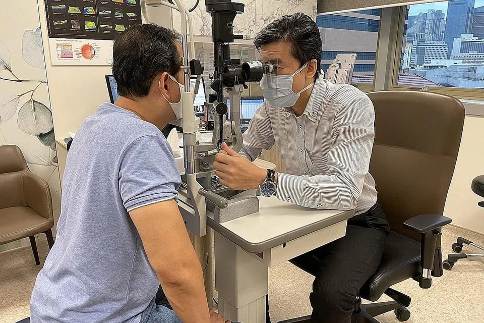 BOLEH BERULANG: Masalah ini yang boleh menjejas satu atau kedua-dua belah mata biasanya boleh berulang setiap beberapa bulan dengan kebanyakan 'serangan' berlarutan sehingga tujuh atau 10 hari. - Foto BH oleh FARID HAMZAH