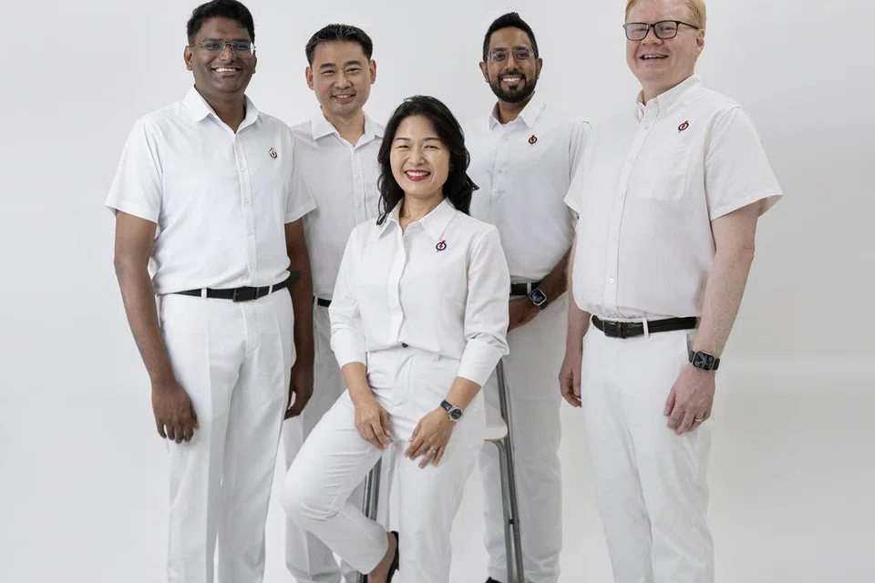 Encik Jagathishwaran Rajo, Dr Adrian Ang, Cik Chan Hui Yuh, Dr Faisal Abdul Aziz, Encik Daniel Liu.