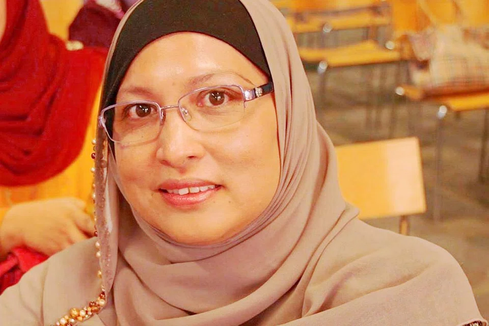 MAWAR MARZUKI: Utarakan suara hati sebagai guru, ibu, anak dan pejuang hak asasi.