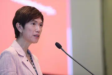 Menteri Tenaga Manusia Josephine Teo