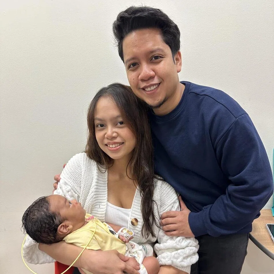 Cik Nurhumaira dan Encik Fadhil tidak menyangka anak mereka menghidap penyakit genetik yang memerlukan penjagaan intensif.