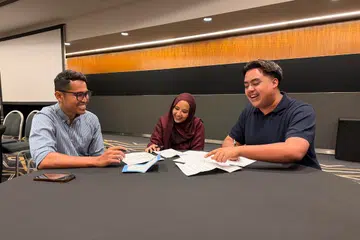 pendidikan sahsiah, pembangunan murid, kecemerlangan akademik, Mohamed Yuzaimi Zainal, Duran Nur Irdina Elmasita Mohd Fadzli, Muhammad Nur Qayyum Muhammad Lukman