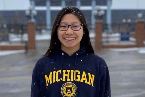 INGIN CIPTA GELOMBANG: Letitia Sim akan membuat penampilan antarabangsa pertamanya untuk Singapura di Sukan SEA di Hanoi bulan depan. - Foto UNIVERSITY OF MICHIGAN LONDON: