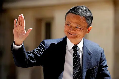 ENCIK JACK MA: Hak mengundinya berkurangan daripada lebih 50 peratus kepada 6.2 peratus.