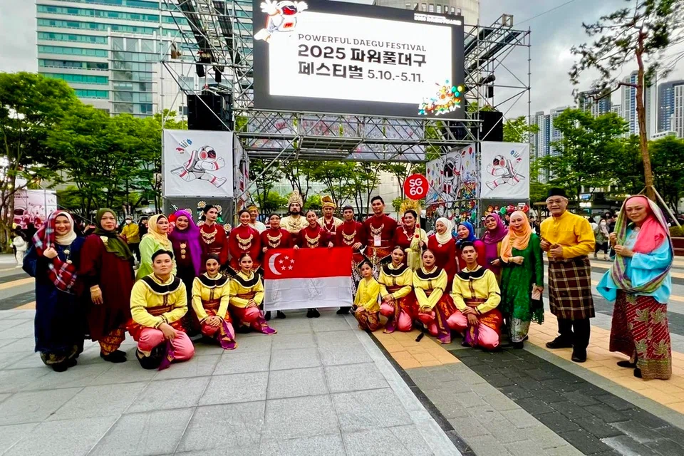 Opera Academy, Program Bangsawan Holistik