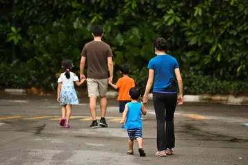 Siasatan Kementerian Pembangunan Sosial dan Keluarga (MSF) mendedahkan kes dana Akaun Pembangunan Anak (CDA) digunakan untuk pembelian bagi orang dewasa, dan bukan untuk kegunaan anak atau adik-beradik mereka.