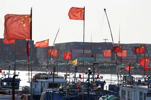 China akan mengenakan tarif tambahan sebanyak 10 hingga 15 peratus ke atas beberapa barangan import dari Amerika Syarikat mulai 10 Mac.