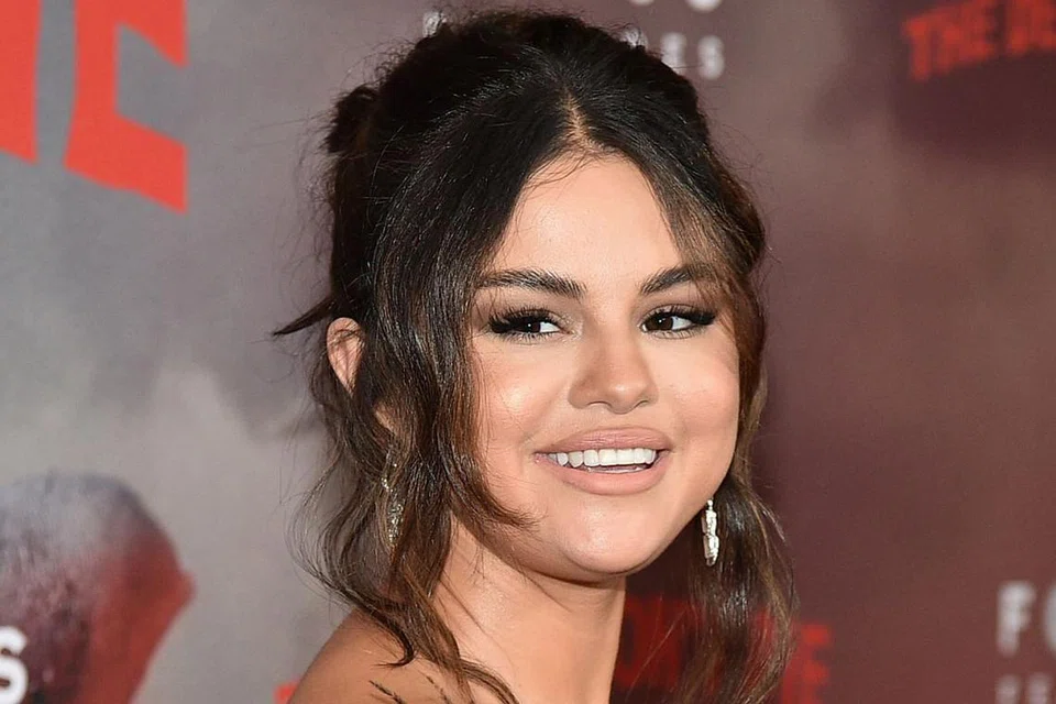 SELENA GOMEZ