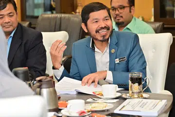 Gaji, rendah, tinggi, Malaysia