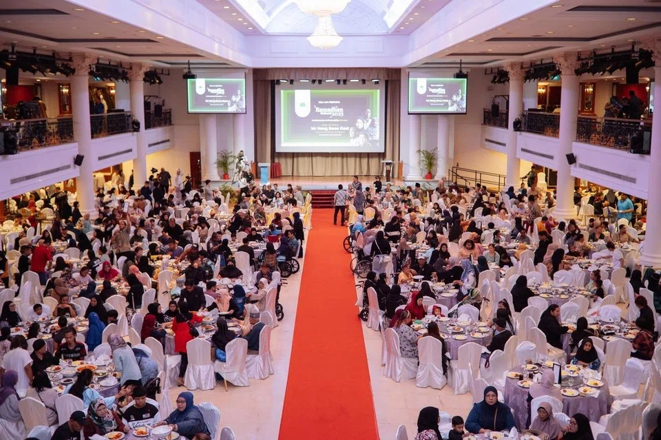 Seramai 500 benefisiari zakat daripad Pertapis disantuni pada majlis iftar di Orchid Country Club pada 2025. 