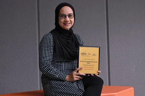 Dr Nur Farhan Mohammad Alami, antara doktor yang menerima anugerah Wira Kesihatan.