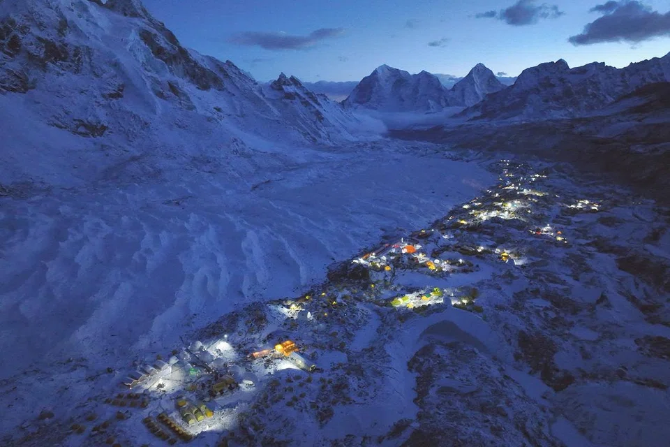 Encik Harry Tan, 76 tahun, hilang berhampiran laluan Kongma La di Nepal, selatan Khemah Induk Everest.