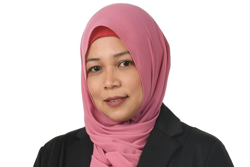 PANDANGAN PERANCANG KEWANGAN - CIK SURINA ZAKARIA: Walaupun berbelanja di JB dapat menjimatkan, namun penjimatan juga boleh dilakukan di Singapura. Kita hanya perlu berbelanja hanya jika perlu, fikir dua kali sebelum berbelanja. 