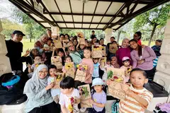 playfully grounded, dunia anak, kanak-kanak, perkembangan, bermain, alam sekitar, kawasan hijau  