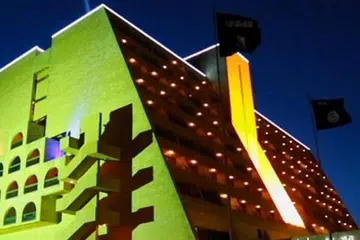 HOTEL IS: Hotel ini dipercayai Hotel Ninawa International yang telah dikuasi IS. - Foto-foto THE INDEPENDENT