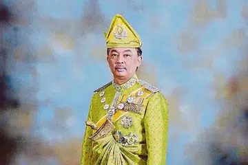TENGKU ABDULLAH: Pelantikan beliau sebagai Sultan Pahang akan membuka laluan baginya menjadi Yang di-Pertuan Agong Malaysia seterusnya di bawah satu sistem putaran lima tahun unik melibatkan sembilan kerabat diraja Melayu di Malaysia. - Foto NSTP