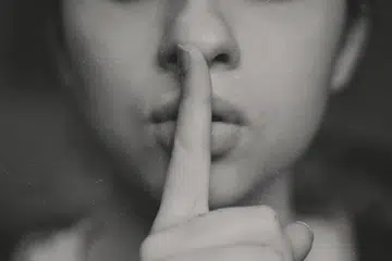 DIAM: Diam kadang kala lebih baik (gambar hiasan).