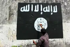 Antara Julai 2023 dengan Disember 2024, seorang remaja perempuan berusia 15 tahun terlibat dalam sekurang-kurangnya lapan hubungan romantik singkat dalam talian dengan penyokong ISIS yang berpangkalan di luar negara