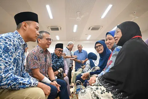 Sokongan diberikan kepada warga emas melalui program-program baharu seperti SG Lebih Sihat dan Sihat Menua SG.