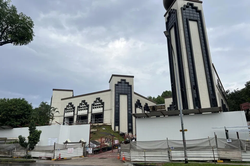 PENINGKATAN: Masjid terletak di Yishun ini masih memerlukan dana sebanyak $6 juta untuk mencapai sasaran kos peningkatan sebanyak $15 juta.
