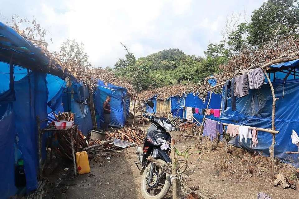 TEMPAT PELARIAN: Pelarian Myanmar tinggal di kediaman asas di kawasan New Ngharchhip yang terletak di kawasan Mizoram, India, yang bersempadan dengan Myanmar selepas mereka melarikan diri dari Myanmar. - Foto EPA-EFE
