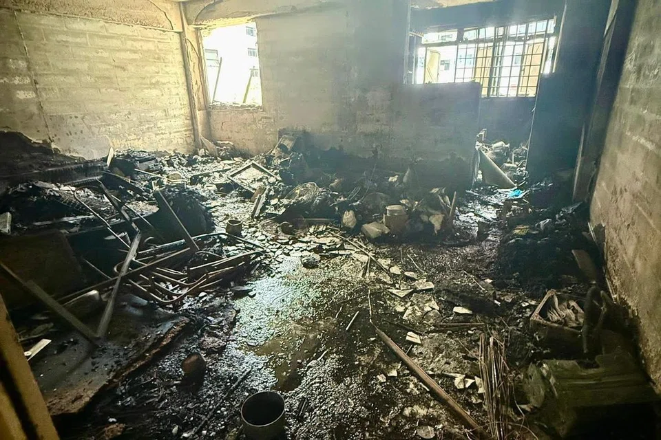 Kebakaran, flat di Chai Chee Avenue, 4 dibawa ke hospital