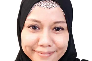 PENULIS: Cik Noor Aisya Buang, penulis esei ‘Bazar dan kritikananya’.




Gambar ihsan Noor Aisya Buang