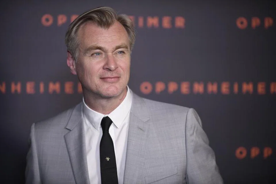 CHRISTOPHER NOLAN: Berharap filem ‘Oppenheimer’ akan membawa kesedaran kepada saintis dan pengkaji di Lembah Silicon agar bertanggungjawab terhadap teknologi baru yang dicipta dan boleh membawa bahaya kepada manusia.