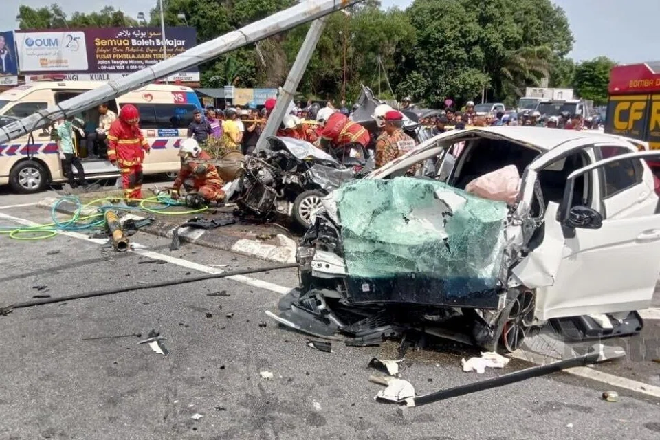 Terengganu, kereta, kemalangan, curi 