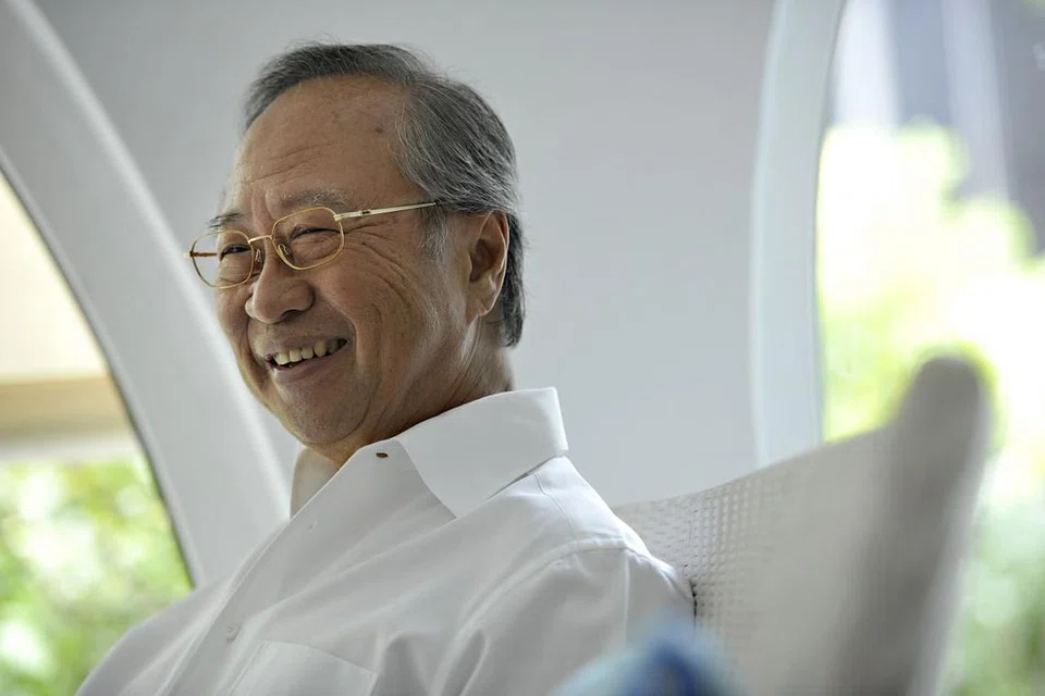 Desas-desus mengatakan Dr Tan Cheng Bock akan bertanding dalam pilihan raya presiden akan datang, yang harus diadakan pada 2017. 