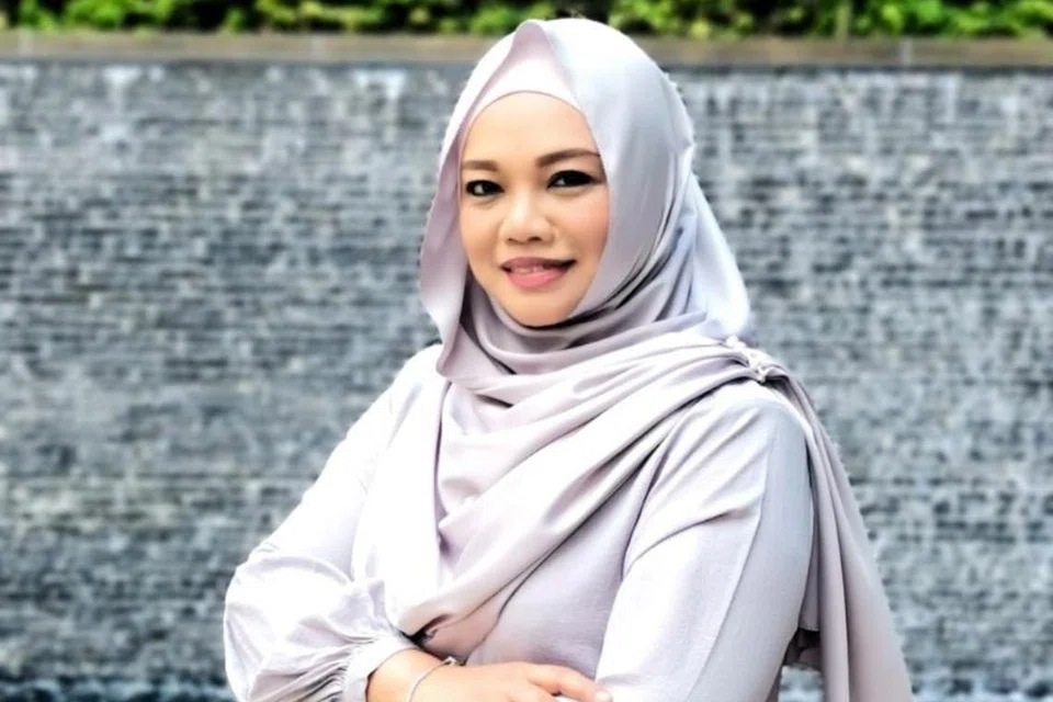 Kartina Rosli, Tin Communications
