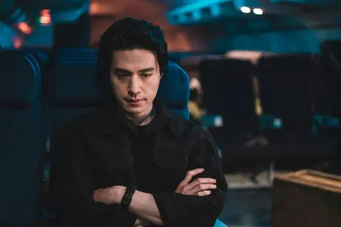 Lee Dong-Wook kini membintangi siri asli Disney+ baru yang bertajuk, “A Shop for Killers”.