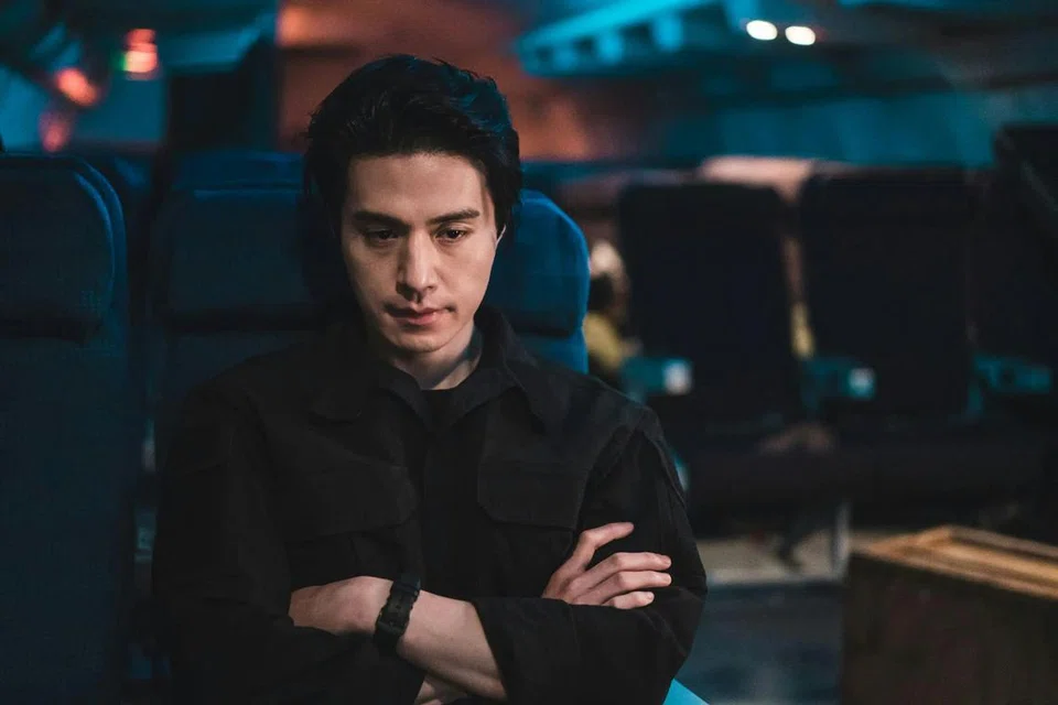Lee Dong-Wook kini membintangi siri asli Disney+ baru yang bertajuk, “A Shop for Killers”.