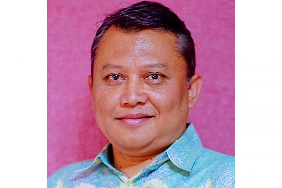 R. Azmann A. Rahman.