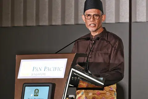 Menteri Bertanggungjawab bagi Ehwal Masyarakat Islam, Encik Masagos Zulkifli Masagos Mohamad, memohon agar masyarakat akan memberikan sokongan padu kepada Profesor Madya Dr Muhammad Faishal Ibrahim sepertimana yang telah diberikan mereka kepadanya pada masa lalu.