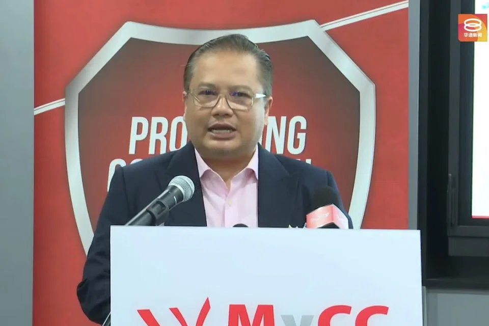 ENCIK ISKANDAR ISMAIL: Ketua Pegawai Eksekutif Suruhanjaya Persaingan Malaysia (MyCC) ini mendedahkan taktik kotor bagi syarikat dapatkan tender projek kerajaan.
