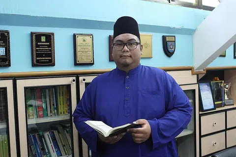CARA MENYAMPAIKAN DAKWAH: Ustaz Muhammad Taufiq Kasan memberikan beberapa panduan mengenai cara menyampaikan dakwah dengan lebih berkesan. - Foto BH oleh INIAZ RAHIM