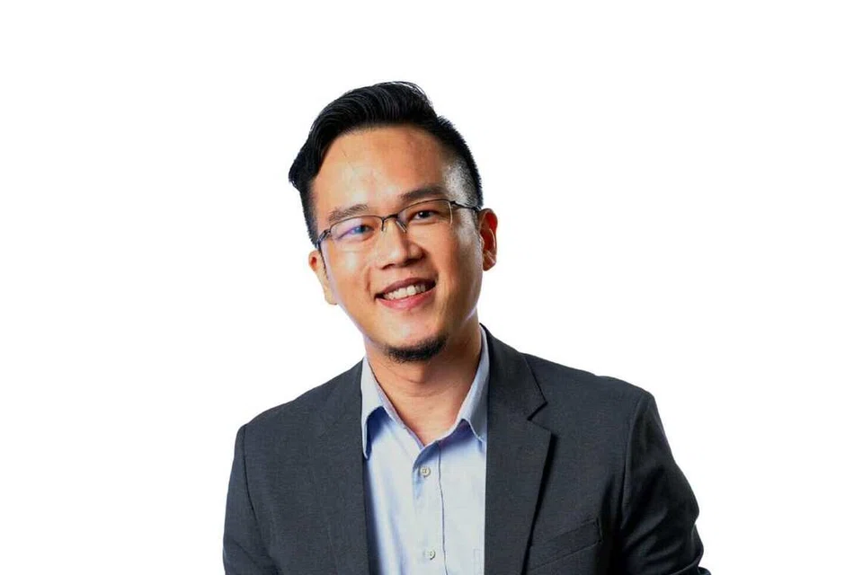  CHONG EE JAY