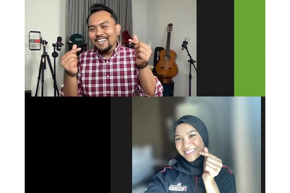SESI ZOOM: Encik Erwin dan penyanyi Malaysia Nabila Razali, yang menyanyikan lagu 'Putus' ciptaan Encik Erwin. - Foto ihsan ERWIN ERLAN PURNAMA