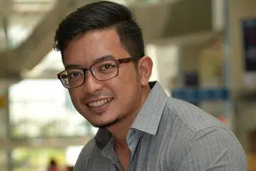 ENCIK MUHAMMAD IYLIA: Kerjaya di luar zon selesa memantapkan kemahiran dan keperibadiannya. - Foto M.O. SALLEH