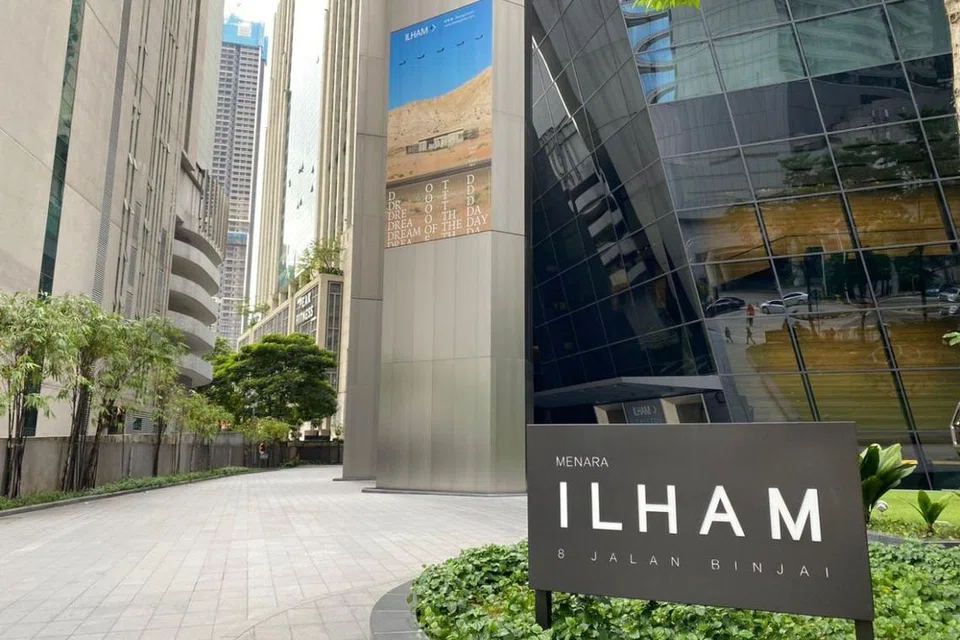 BANGUNAN DISITA: Menara Ilham difahamkan  merangkumi hotel empat bintang, pejabat rasmi, galeri, medan selera serta kedai cenderamata, manakala sebanyak 33 tingkat dikhaskan bagi kegunaan pejabat dan selebihnya adalah apartmen.