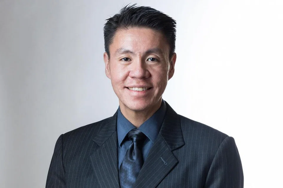 DR SEAN LEO