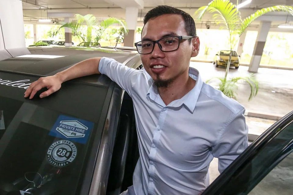 KENDERAAN DI SINGAPURA HARI INI: GRAB