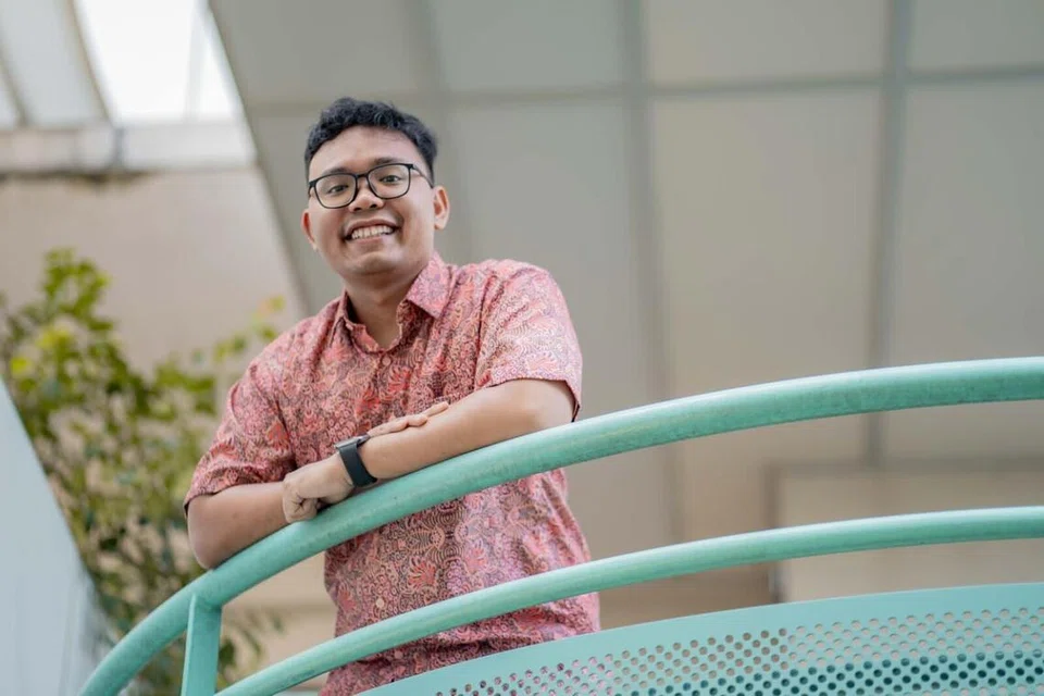 Encik Muhammad Lukman Nur Hakim Johari, peserta Program Pemimpin Pasukan Belia untuk Kelestarian Alam Sekitar (YES LP), kendalian Agensi Sekitaran Kebangsaan (NEA), bakal melancarkan satu projek kemampanan yang digerakkan masyarakat. Projek tersebut bertujuan mengajar warga emas kaedah mudah untuk turut serta dalam usaha menjaga kelestarian alam sekitar.