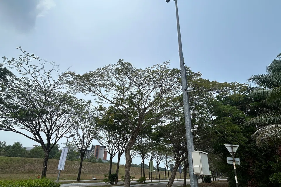 Antara kamera litar tertutup (CCTV) yang terdapat di dalam kawasan pusat peranginan Desaru.