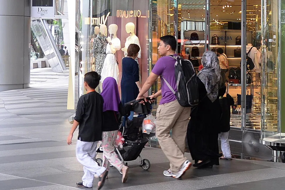 DI ORCHARD ROAD... - Foto IMAN ALIF