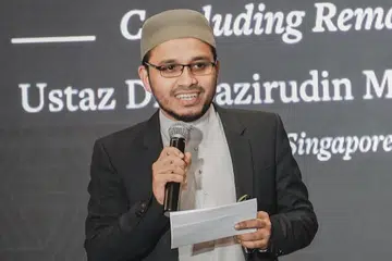 DR NAZIRUDIN MOHD NASIR: Turut meluahkan penghargaan kepada mereka yang hadir, serta mereka yang menjayakan persidangan tersebut. - Foto BM oleh NUR DIYANA TAHA