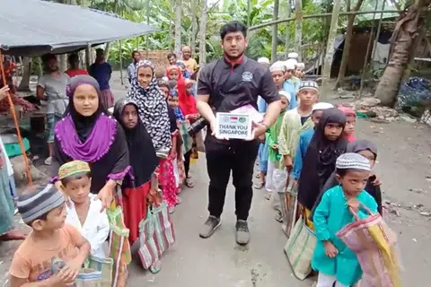 IBADAH KORBAN DIPANTAU: Pegawai Nur Insan, Ustaz Safiuddin Ismani, ‘turun padang’ meninjau pelaksanaan ibadah korban Nur Insan di India pada 2022.