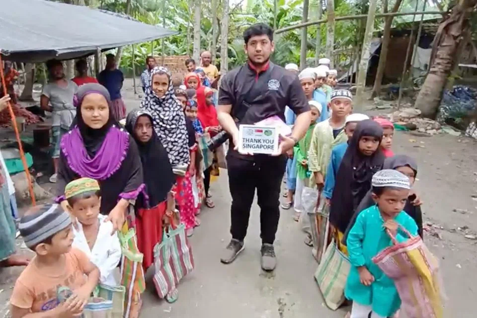IBADAH KORBAN DIPANTAU: Pegawai Nur Insan, Ustaz Safiuddin Ismani, ‘turun padang’ meninjau pelaksanaan ibadah korban Nur Insan di India pada 2022.